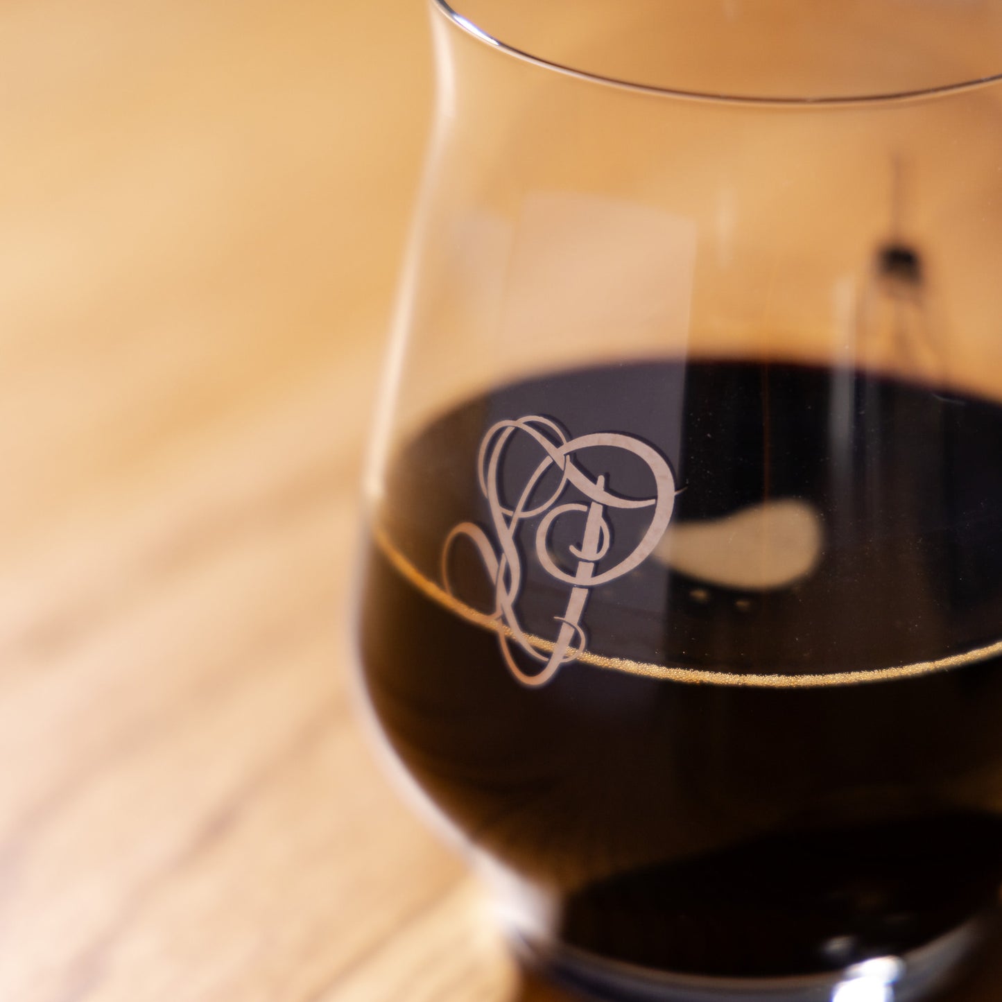 Light Bulb & "SP" Stemless Glass